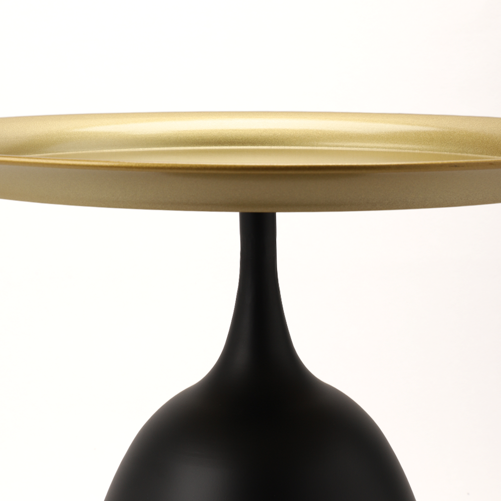 Black-Gold Glam | Coffee Table | Unique Lacquered Iron Coating